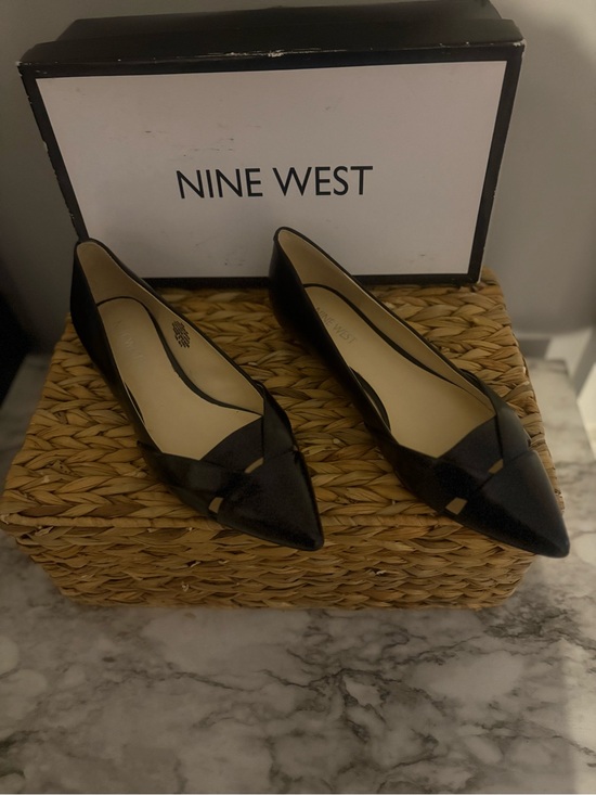 Nine West Shoes - NWT NIB Nine West Women's Black Pointed Flats Sz 8